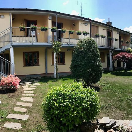Ostello Casa Emmaus Maccagno Buitenkant foto