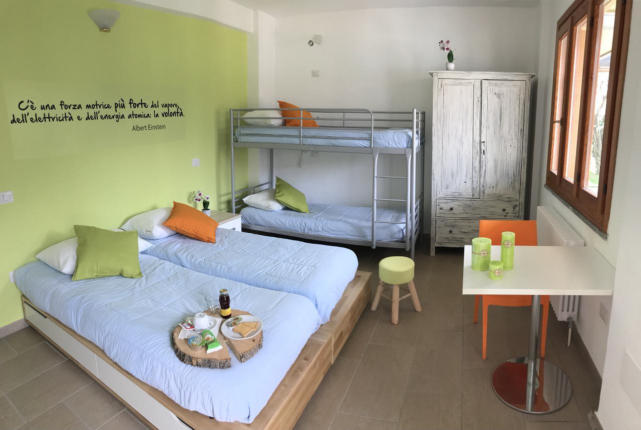 Ostello Casa Emmaus Maccagno Buitenkant foto